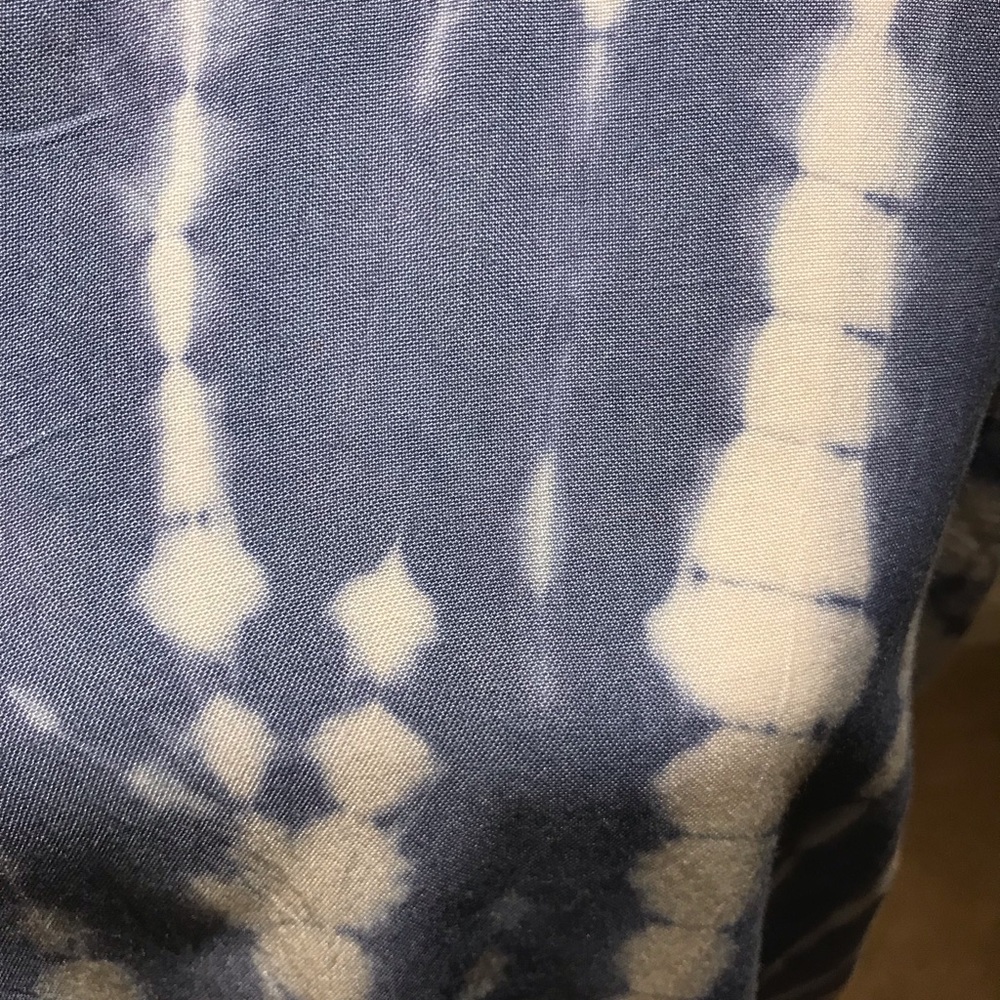 Blue tie dye top with tie waste. NWT!! - Picture 3 of 7